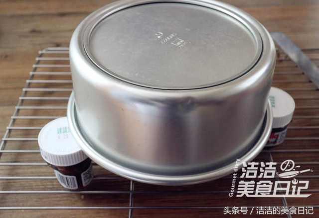 鸡蛋糕怎么做才松软,鸡做的蛋糕