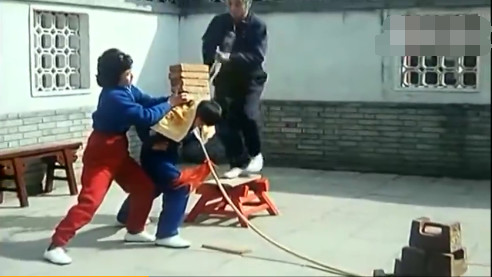 侯氏童子功真厉害!释延觉:还是以前的孩子能下功夫练