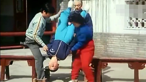 侯氏童子功真厉害!释延觉:还是以前的孩子能下功夫练