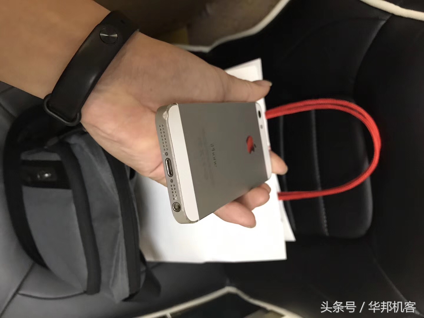 iphone5s土豪金现在值多少钱,iphone5s十年前有多豪华