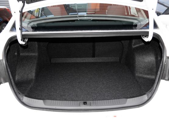 英朗1.5和明锐1.5选哪个,明锐对比速派哪个好