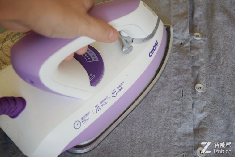 好用的蒸汽熨烫机,卓力eb2558增压蒸汽熨烫机