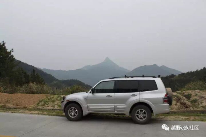 三菱v97和普拉多2700哪个好,三菱v93和普拉多2700