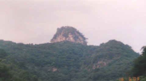 荆浩笔法论指的什么,荆浩山水笔法布置