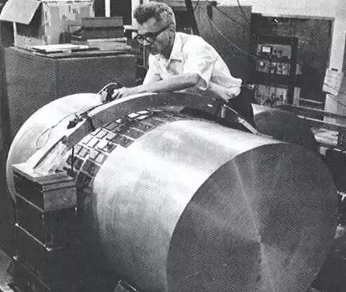 引力波为什么要100年才被证实,为什么可以发现引力波