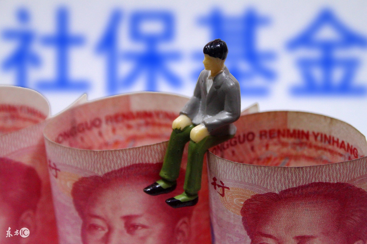 农村人看病忘带钱帮忙交了2万,农村看病不要钱是好事还是坏事