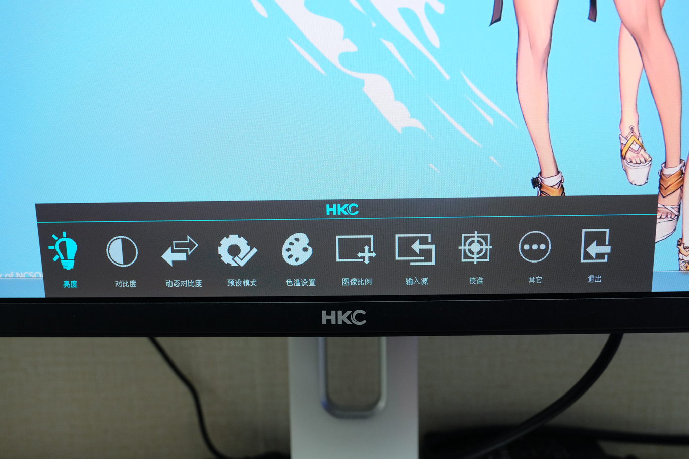 能吃鸡的电脑配置还能玩什么,能玩吃鸡又能设计的笔记本