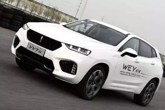 单身男生可以优先考虑的3款平民车!外形帅气回头率高!