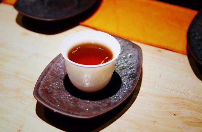 绝对干货:史上最敢讲茶论坛,为大红袍定义三位岩茶界大咖唇舌争锋