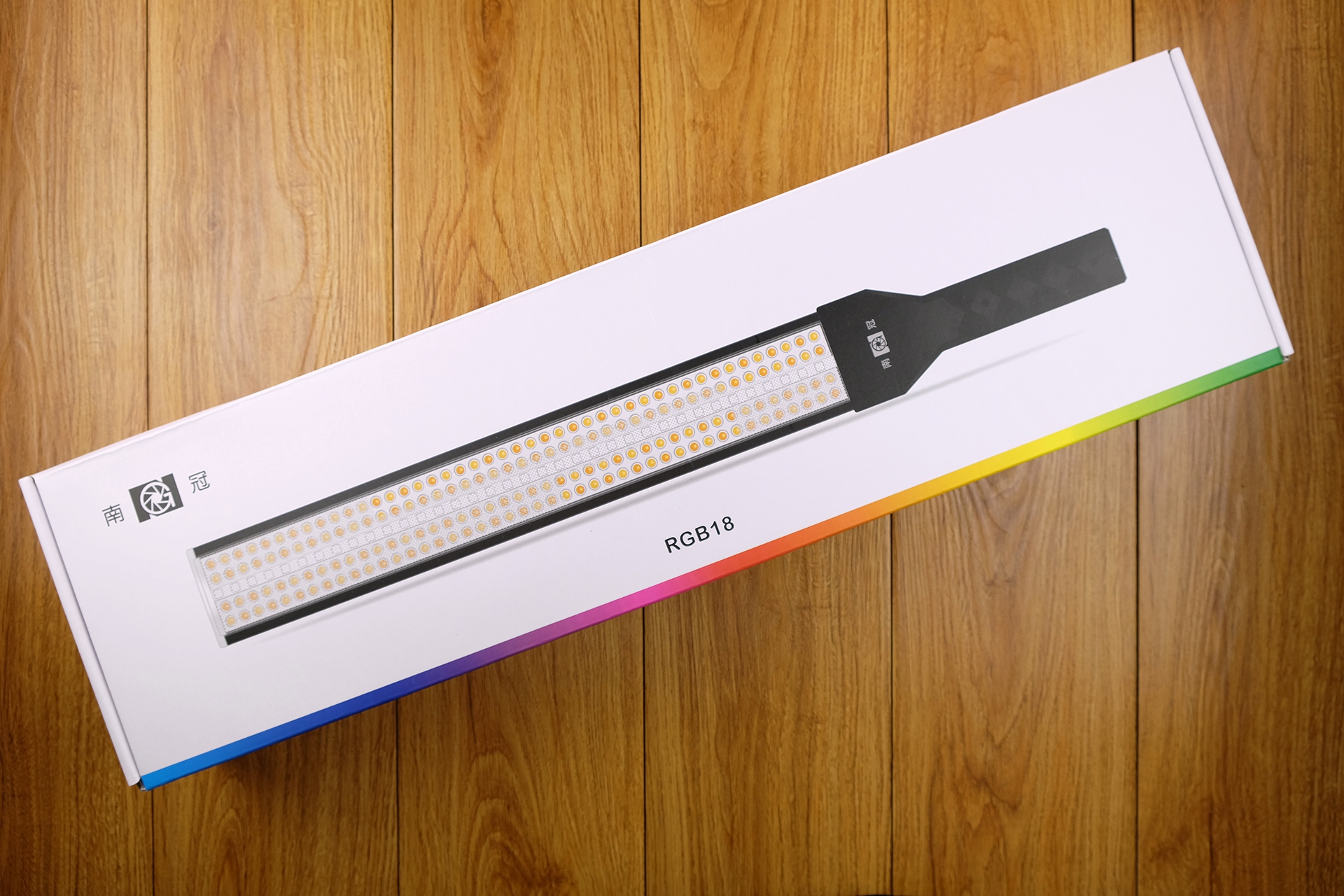 人像摄影补光灯推荐,怎样选择户外人像摄影补光灯