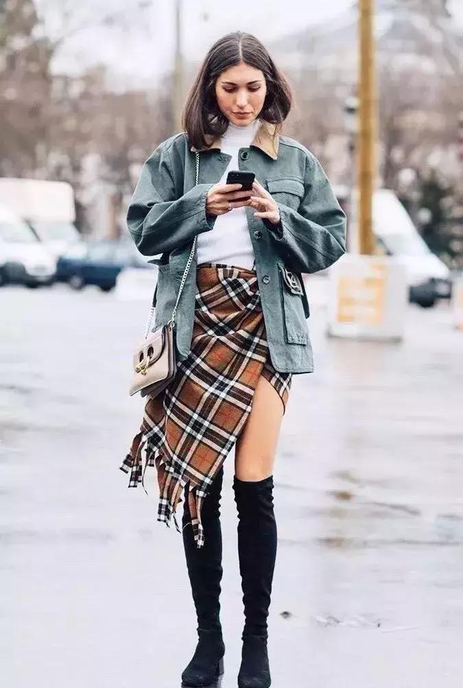 杨幂王子文同款鞋子,王子文杨幂都这么穿