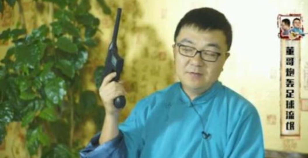 足球解说员董路徐亮,足球解说员董路视频