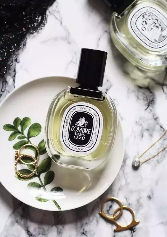 女生第一支大牌香水,人生的第一支大牌香水