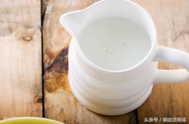 给宝宝吃牛初乳好吗,到底孩子能不能吃牛初乳