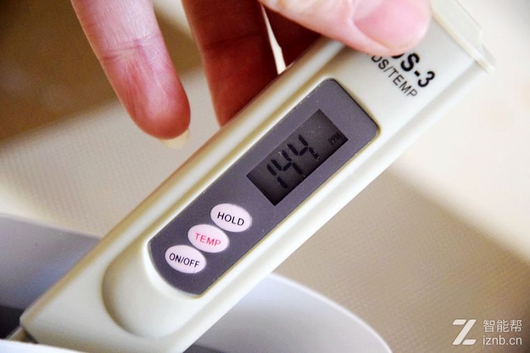 好用的蒸汽熨烫机,卓力eb2558增压蒸汽熨烫机