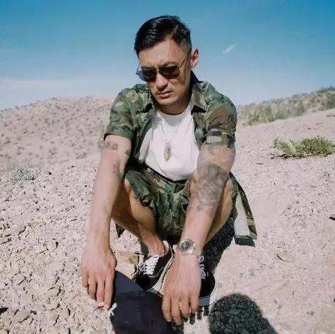 vans值得入手的鞋子,vansretrosportsk8-mid粉紫