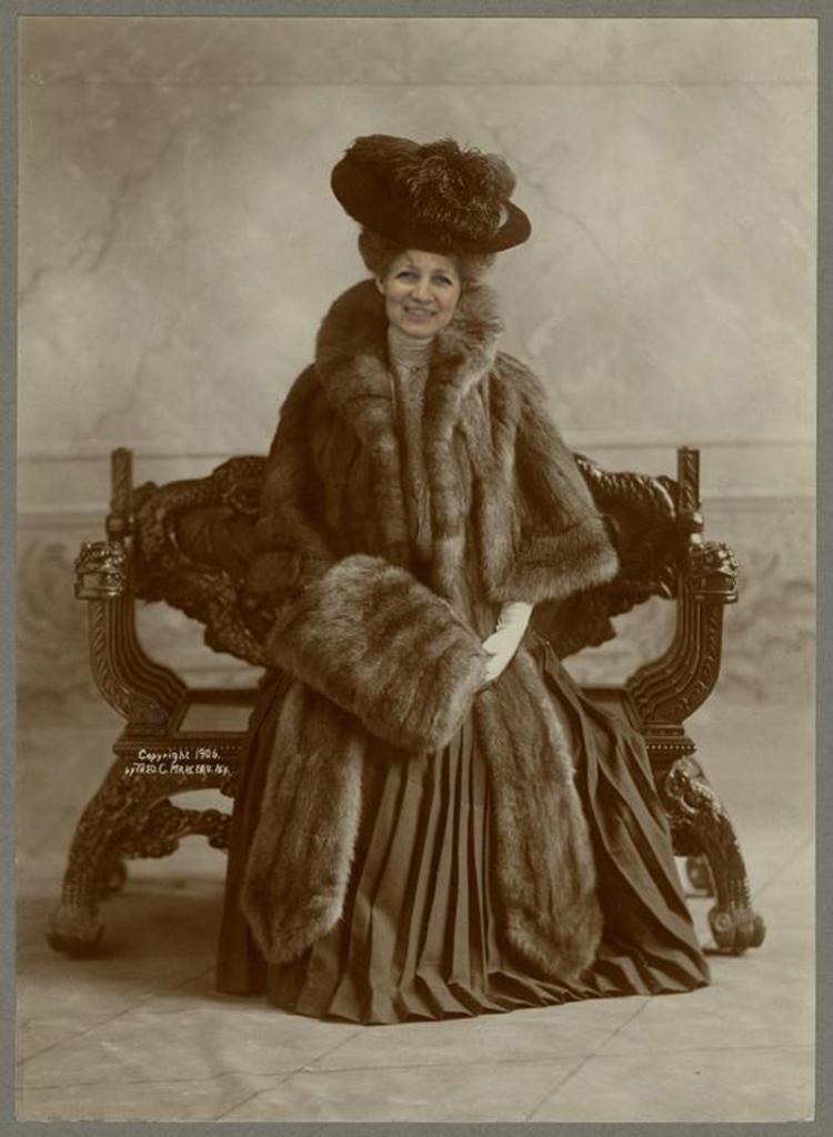 去俄罗斯,推荐买件貂皮带回去!