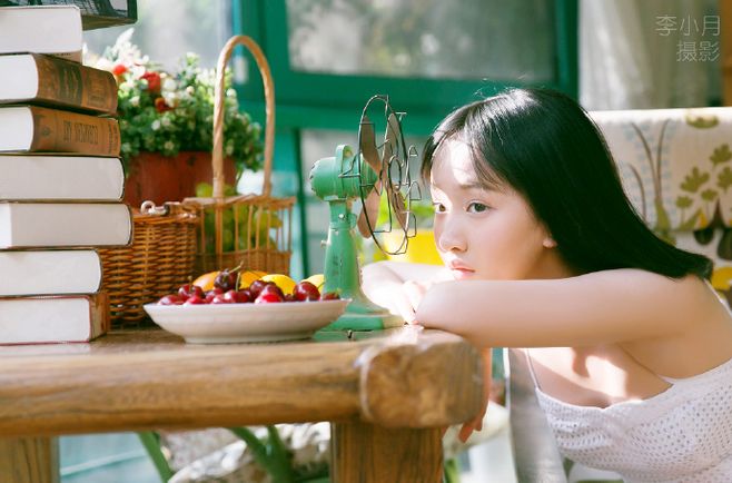 为什么有的女生会有负面情绪,为什么有的女生会有腿毛