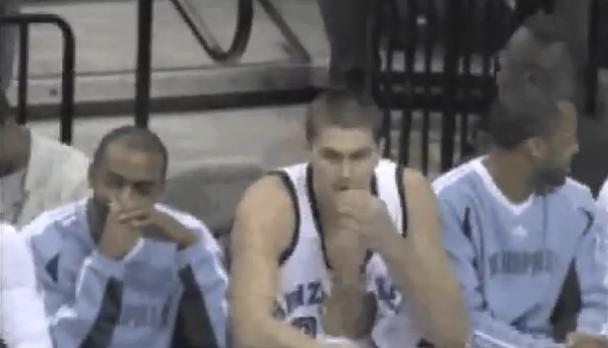 欧文和詹皇,球衣撕坏事件