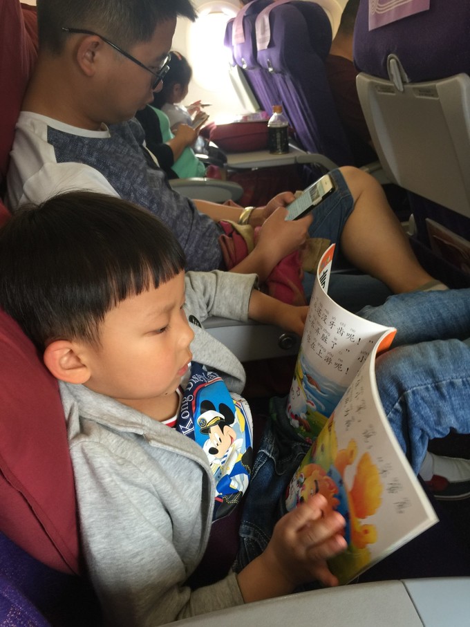 我们和孩子一起去三亚旅行,一大两小亲子三亚游