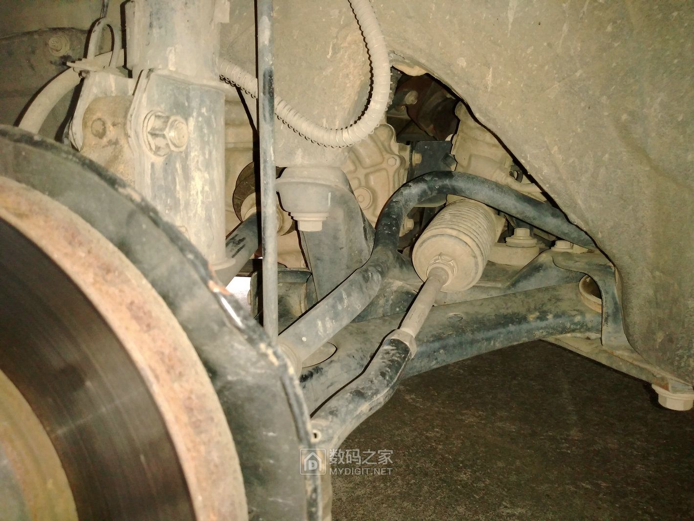 汽车手动变速箱齿轮油的更换教程,保养汽车更换变速箱机油吗