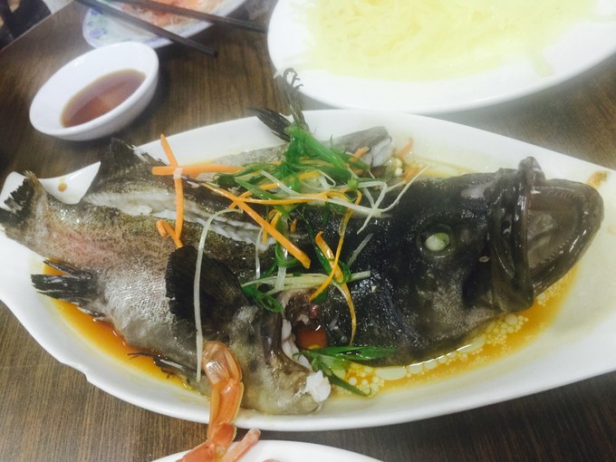 我们和孩子一起去三亚旅行,一大两小亲子三亚游