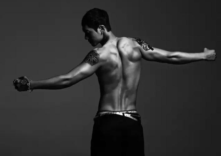 便捷简单的弹力绳，雕刻肌肉曲线燃烧身体脂肪，在家就能练！