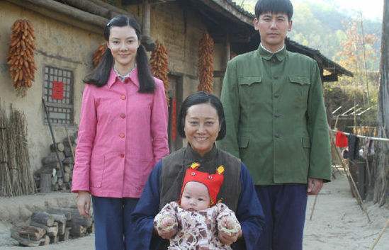 当过运动员、作曲人、演员，真正红起来却是因为娶了这个女人？