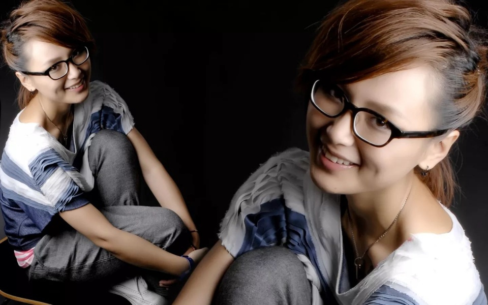 缩小版周笔畅,大脸变小的视频