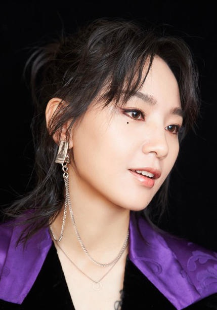 缩小版周笔畅,大脸变小的视频