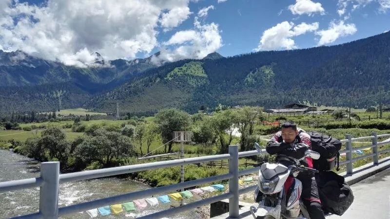 送外卖挣下路费，川农学子骑行去*藏西**，历时200天拍摄励志微电影