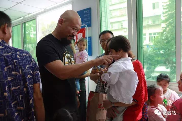 硬汉斌子：读懂创伤疤痕下的儿童