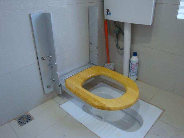 卫生间太小可以怎么装,厕所高度太低怎么装马桶