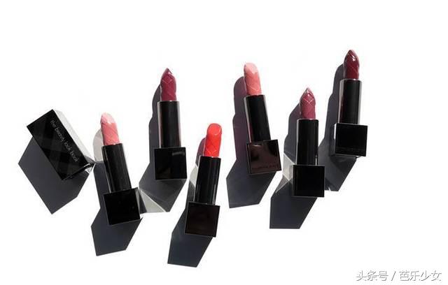 大牌豆沙色口红推荐哪款,紫调豆沙色口红和红调豆沙色口红