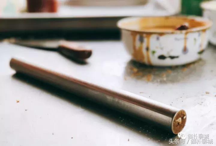 卖火烧的大叔视频,山东大叔卖火烧视频唱歌