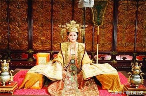 曾是人人尊崇的女性,权欲熏心,色令智昏,亲手杀子,成一代妖后