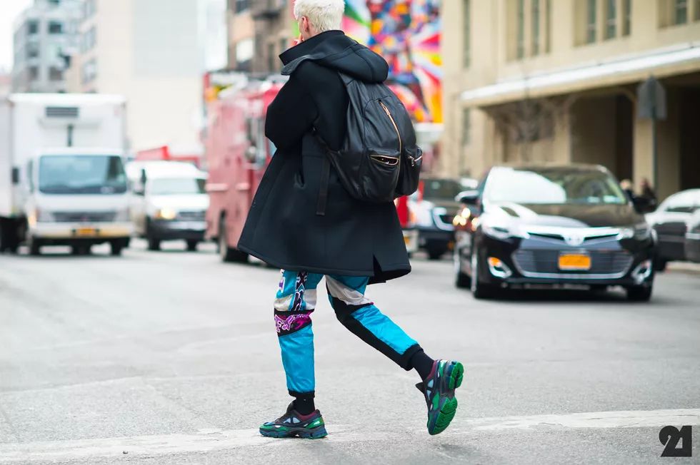 老爹鞋为什么这么火权志龙,老爹鞋是权志龙带火的吗