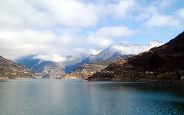 四川看红叶最佳地方自驾游,四川彩林红叶最佳观赏地点