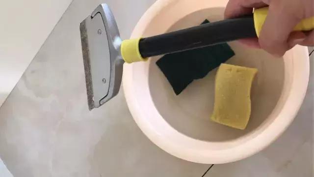 靓瓷王美缝剂施工视频,瓷王美缝剂效果怎么样