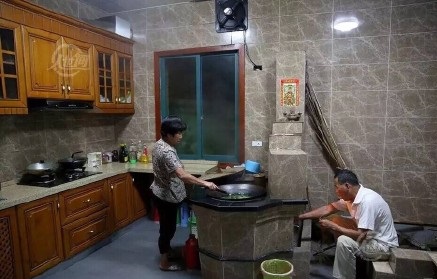 爸妈牌装修房，你值得拥有！看完感觉膝盖中了一箭……