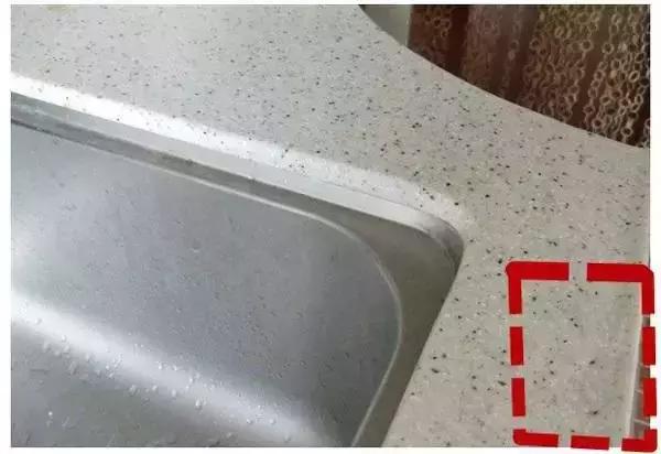 花了100块钱改造厨房,家里装修开关插座就花了三千多