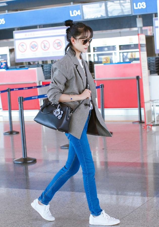 刘雯杨幂迪丽热巴气场,杨幂刘雯西装