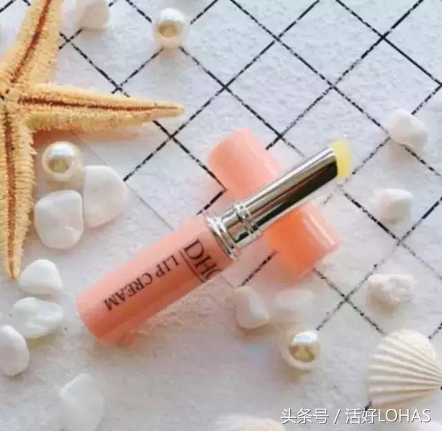 水润保湿唇膏最好的哪一款,有哪些学生党适合用的润唇膏平价