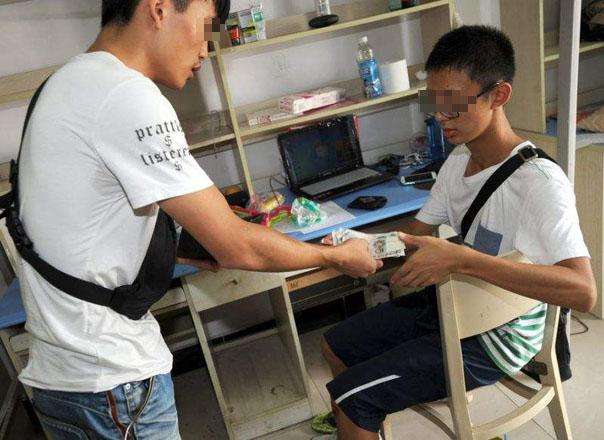 这4种*局骗**，涉世未深的女大学生最好骗