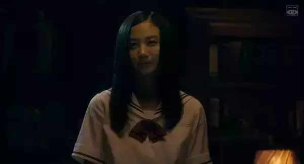 这部白莲花之王的神日片,一群妹子全程专注于搞事情