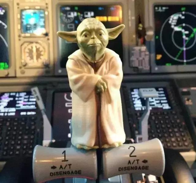 坐飞机害怕三招帮你战胜恐飞症,飞机颠簸跟机长的技术有关系么