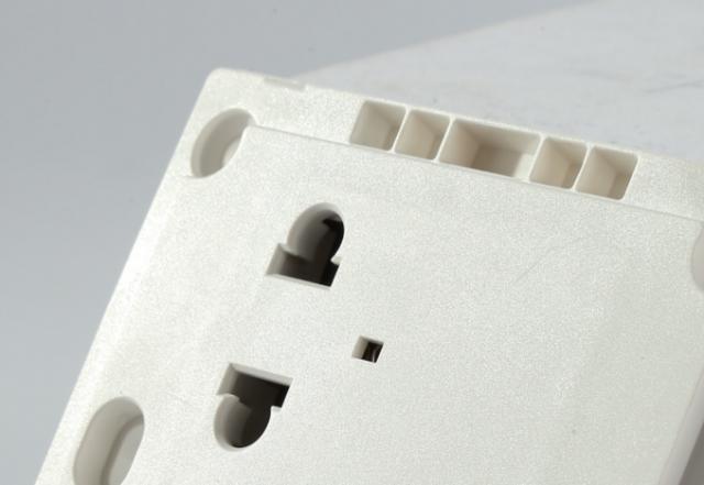 abb西门子施耐德断路器对比,abb西门子施耐德