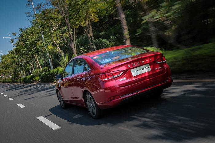 一场视觉盛宴的全方位体验,18年绅宝d50自动挡试驾