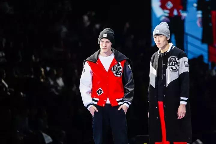 范冰冰双生花大秀,范冰冰李宇春同台视频