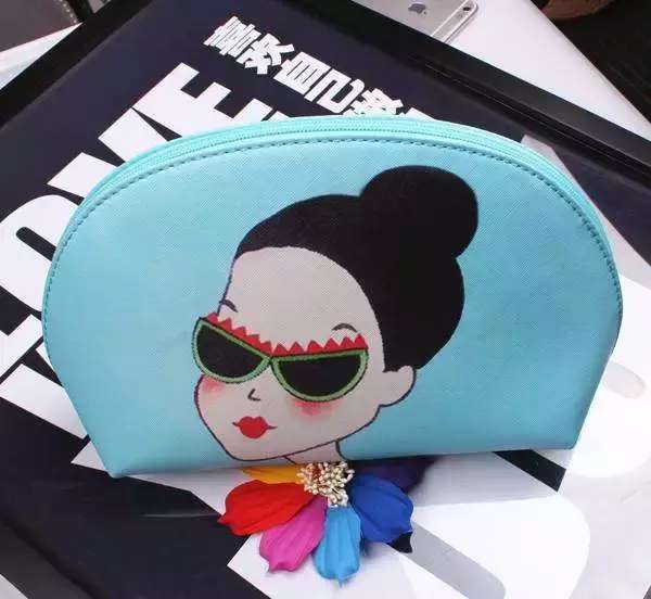 扬州妹纸们像你这种青春美少女，不光是化妆品，连收纳包也要漂亮